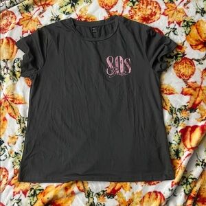 SHEIN Charcoal Gray Top 80’s baby!